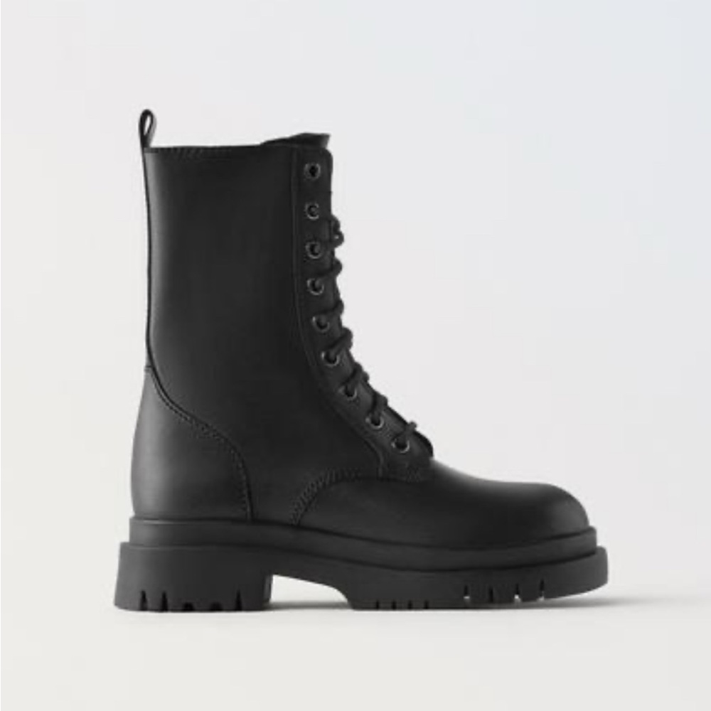 New Zara 13.5c Combat Lace Up Black Leather Boots, Side Zip, Comfy and Cute